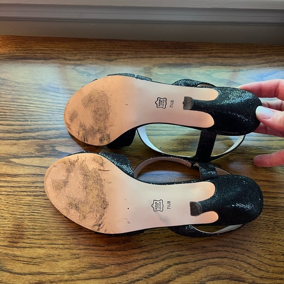 Sparkly black strappy sandal by Cararros size 7.5 - Picture 4 of 7